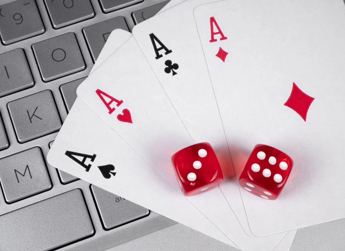 La régulation des jeux d'argent en ligne: Enjeux et perspectives